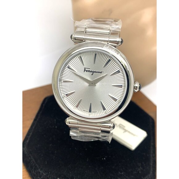 Salvatore Ferragamo Women's Watch SFYP00320 Swiss Quartz Silver Stainless Steel - Picture 1 of 14